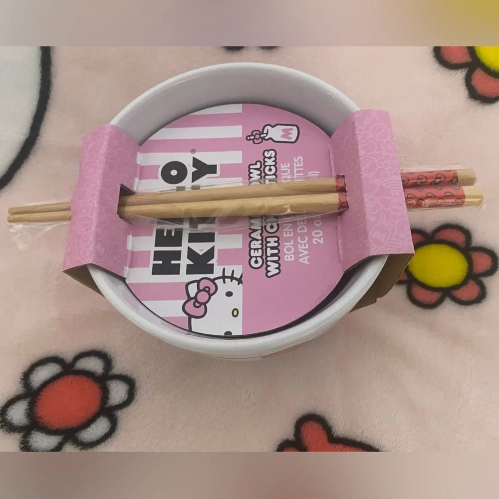 Hello Kitty White Bowl with Red Bow Design